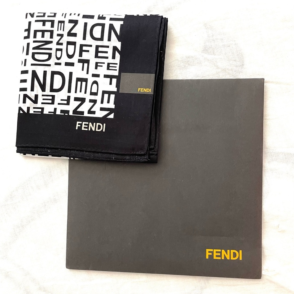 Fendi Monochrome Logo Scarf